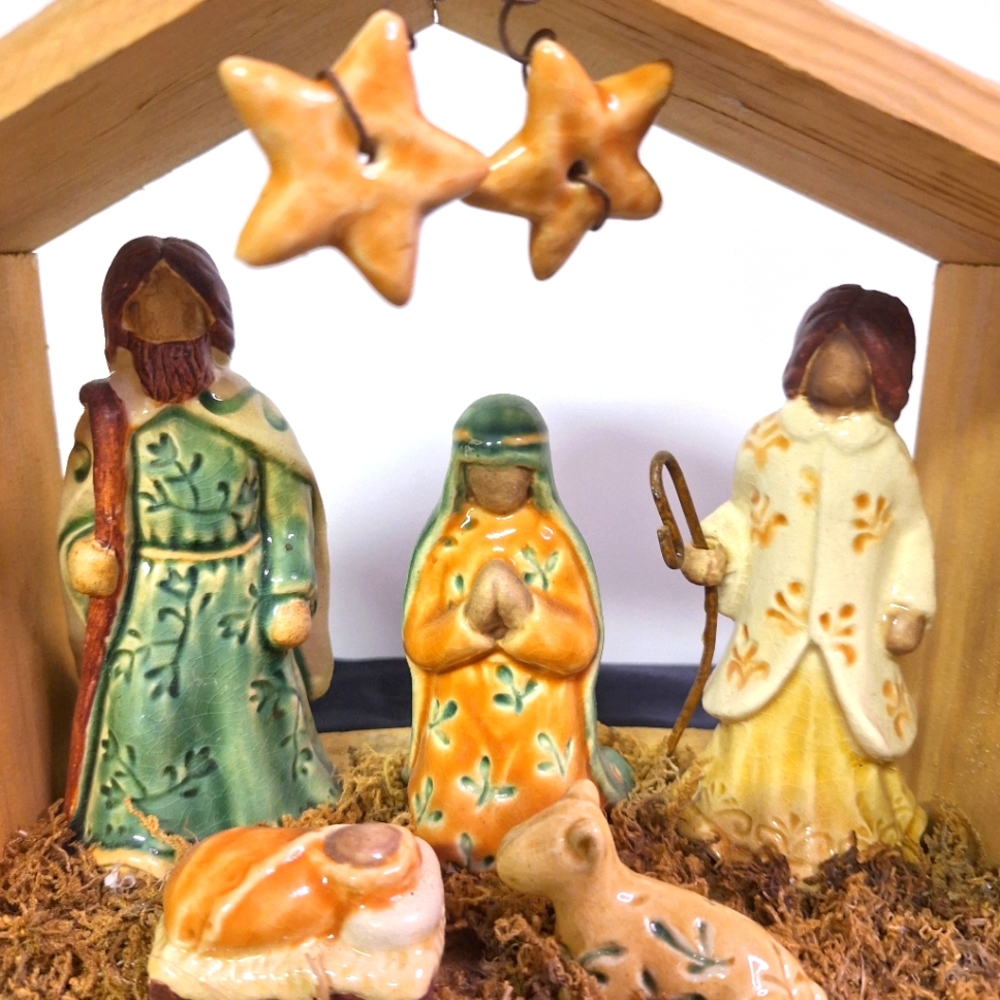 Crèche With Baby Jesus